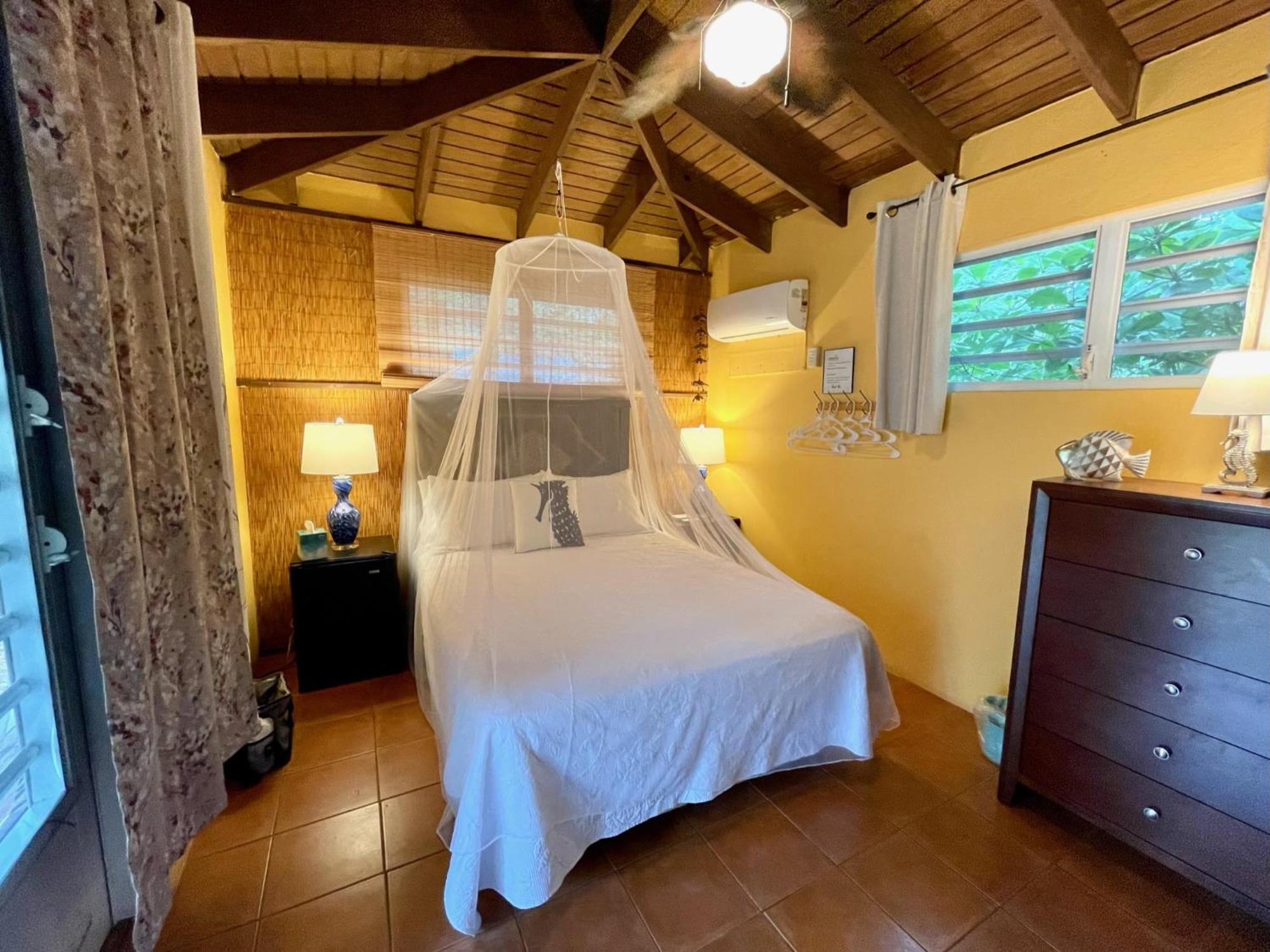 Esperanza Inn Guesthouse (Adults Only) Βιέκες Δωμάτιο φωτογραφία