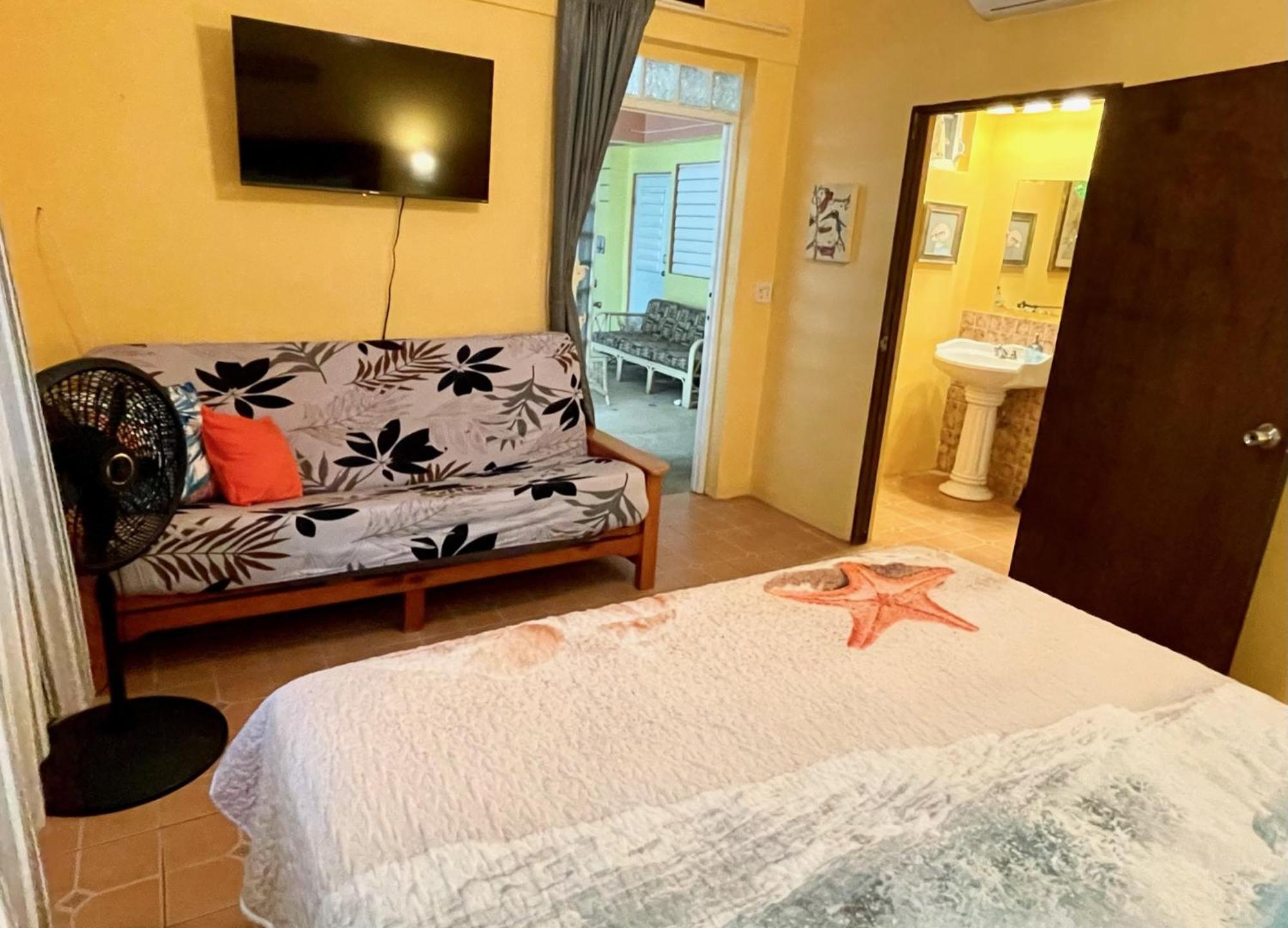 Esperanza Inn Guesthouse (Adults Only) Βιέκες Δωμάτιο φωτογραφία